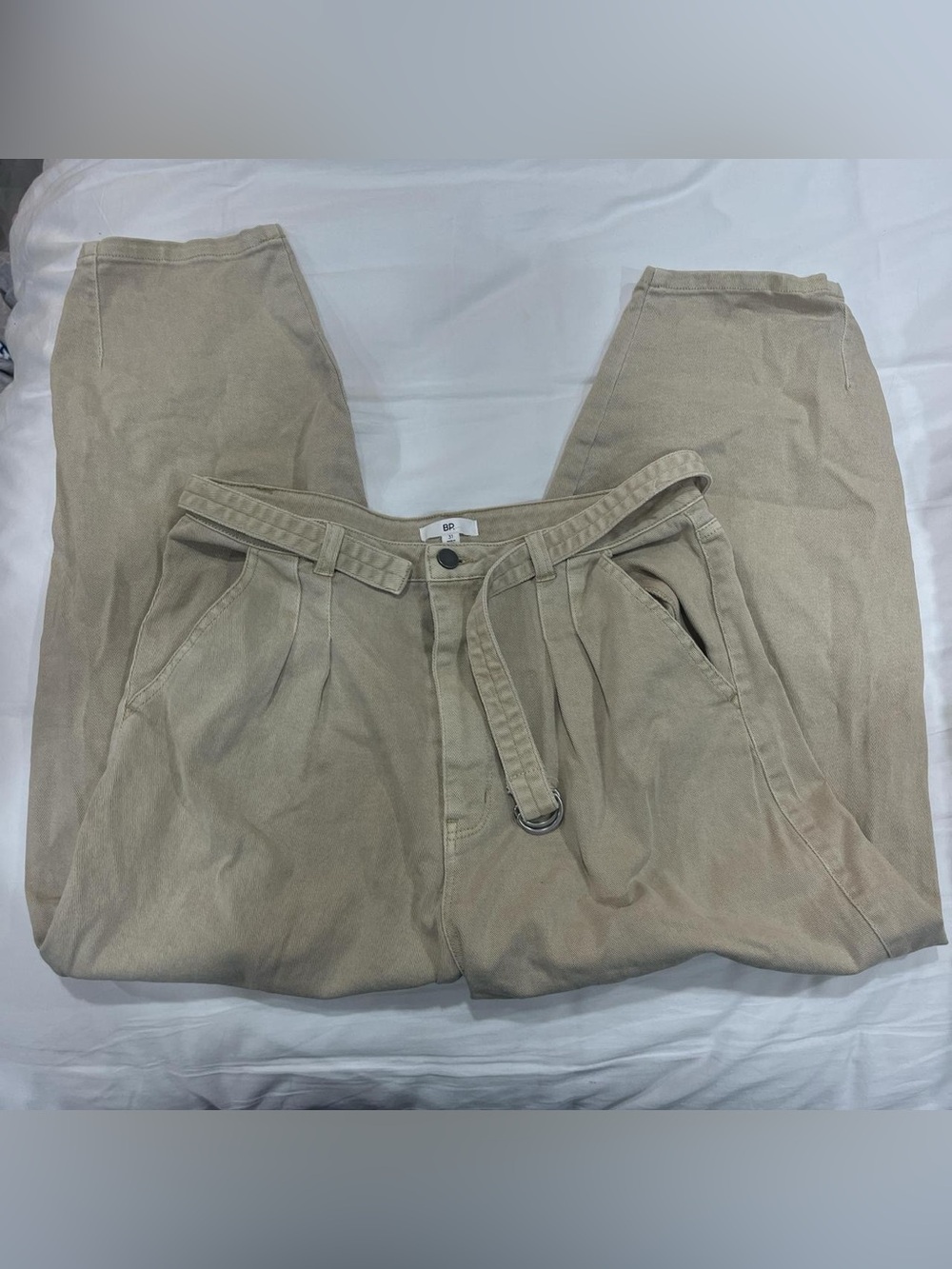 Women’s Khaki Baggy Denim Jeans with Denim Belt - BP